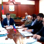 В администрации Хасавюртовского района состоялся выездной прием граждан, который провел Министр экономики и территориального развития РД Осман Хасбулатов